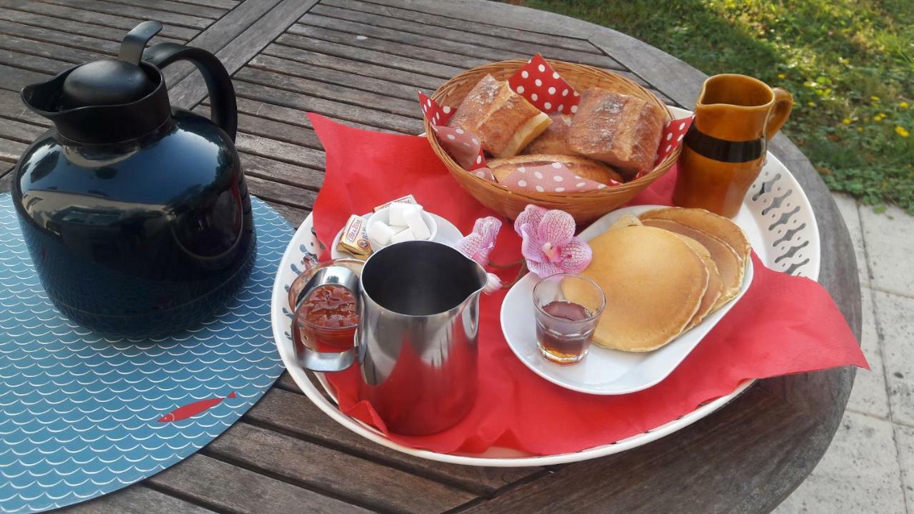 La Licorne Bed & Breakfast Lamarche-Sur-Saone Dış mekan fotoğraf